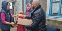 Волонтеры передали хлеб многодетным семьям в Скадовском районе - Херсонское агентство новостей