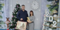 Офицеры СУ СК России по Херсонской области поздравили с новогодними праздниками детский сад региона - Следственный комитет