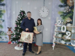 Офицеры СУ СК России по Херсонской области поздравили с новогодними праздниками детский сад региона