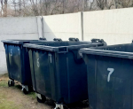 В Каховском округе были установлены 224 новых мусорных контейнера и 12 бункеров для сбора мусора