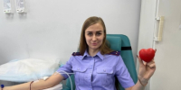 Офицеры следственного управления Следственного комитета Российской Федерации по Херсонской области приняли участие в сдаче донорской крови - Следственный комитет