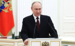 Путин: коррупция захлестывает всех на Украине