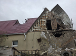 В Херсонской области в результате атак ВСУ повреждены жилой дом и автомобиль