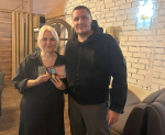 Писательница из Херсонской области получила медали за помощь фронту