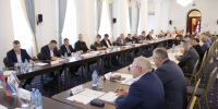Фонд развития промышленности совместно с Минпромторгом Херсонской области провели круглый стол с бизнесом - Министерство промышленности и торговли
