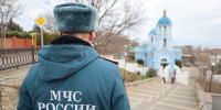 Перед праздничными службами: сотрудники МЧС Херсонской области провели беседы в храмах - МЧС России
