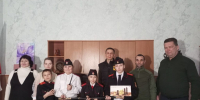 Павел Шувалкин передал рождественские подарки воспитанникам казачьих классов - Губернатор Херсонской области