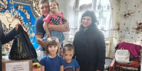 Волонтеры из Севастополя доставили гумпомощь многодетным семьям Херсонской области - Херсонское агентство новостей
