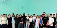 Офицер СУ СК России по Херсонской области провел мастер-класс по самообороне для учеников ведомственного кадетского класса - Следственный комитет