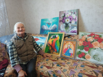 В Богдановском клубе организовали выставку картин местной рукодельницы