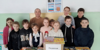 Из Рязанской области доставили книги и канцелярию в Константиновскую школу - Херсонское агентство новостей