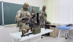 Десантники провели урок мужества для школьников из Херсонской области