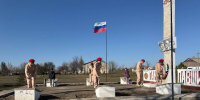 Молодежь из Костогрызово в 82-ю годовщину свобождения Херсона почтила память павших воинов - Херсонское агентство новостей