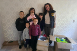 Многодетной семье из Херсонской области привезли генератор